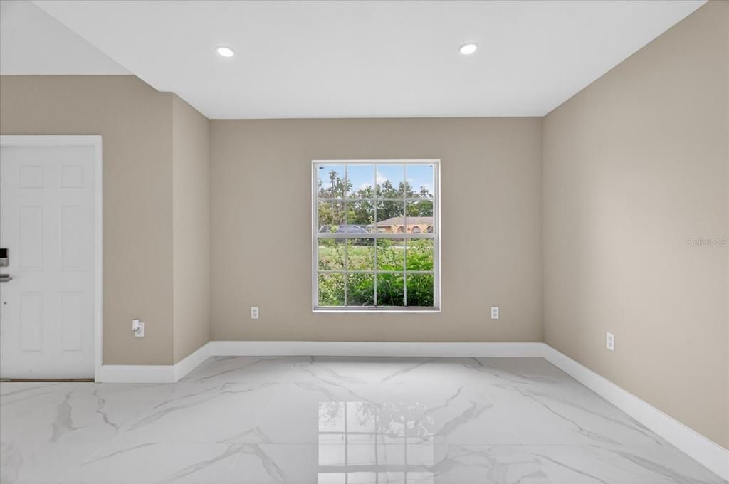 For Sale: $369,990 (4 beds, 2 baths, 2093 Square Feet)