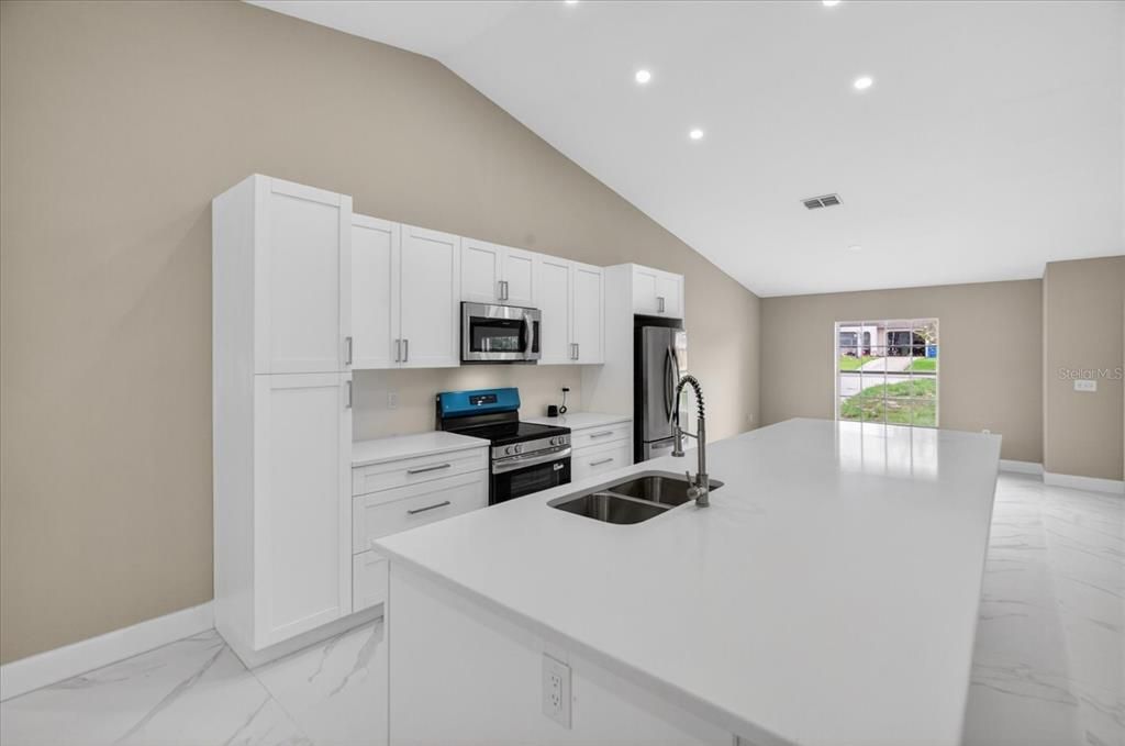 For Sale: $369,990 (4 beds, 2 baths, 2093 Square Feet)