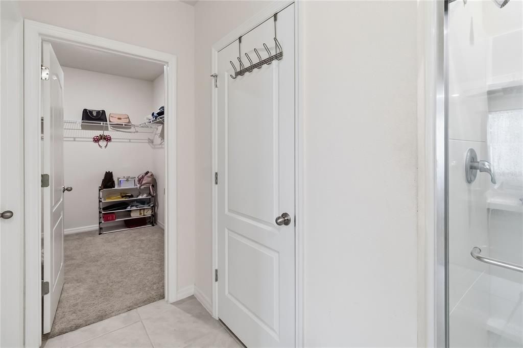 For Sale: $415,000 (4 beds, 2 baths, 1828 Square Feet)