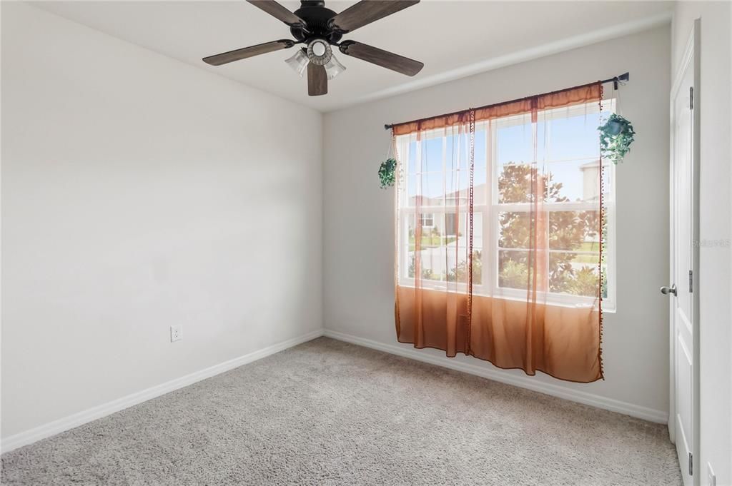 For Sale: $415,000 (4 beds, 2 baths, 1828 Square Feet)