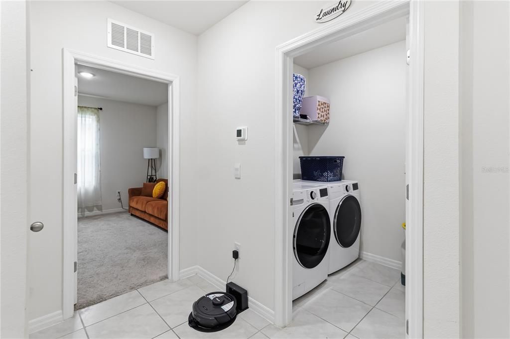 For Sale: $415,000 (4 beds, 2 baths, 1828 Square Feet)