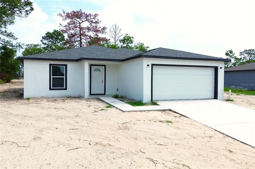 For Sale: $370,000 (3 beds, 2 baths, 1608 Square Feet)