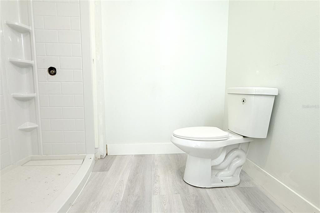For Sale: $370,000 (3 beds, 2 baths, 1608 Square Feet)