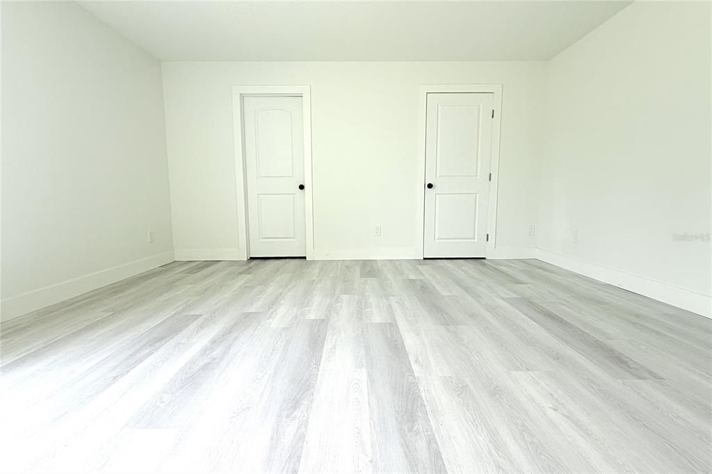 For Sale: $370,000 (3 beds, 2 baths, 1608 Square Feet)