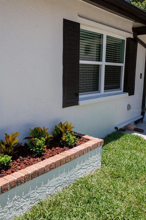 For Rent: $2,350 (2 beds, 2 baths, 1117 Square Feet)