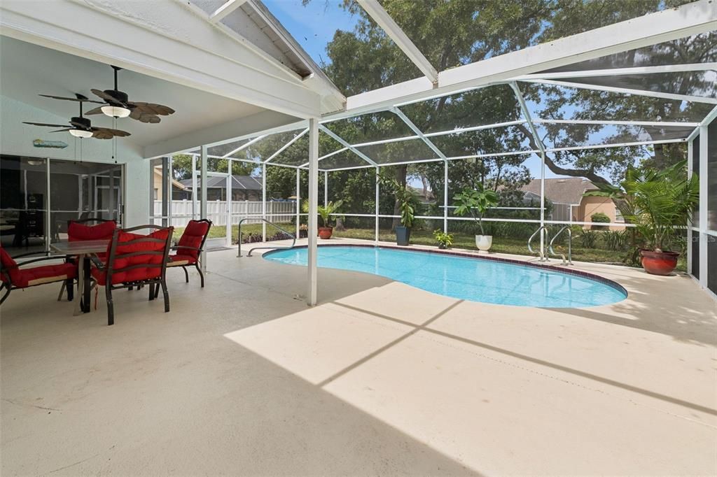 En Venta: $372,900 (3 camas, 2 baños, 1751 Pies cuadrados)