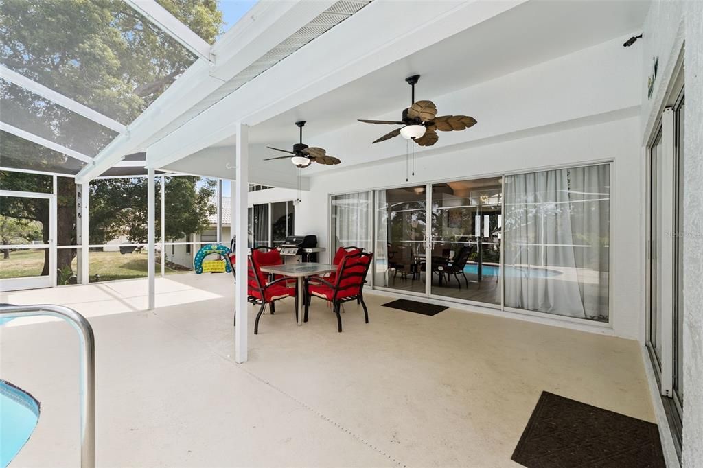En Venta: $372,900 (3 camas, 2 baños, 1751 Pies cuadrados)
