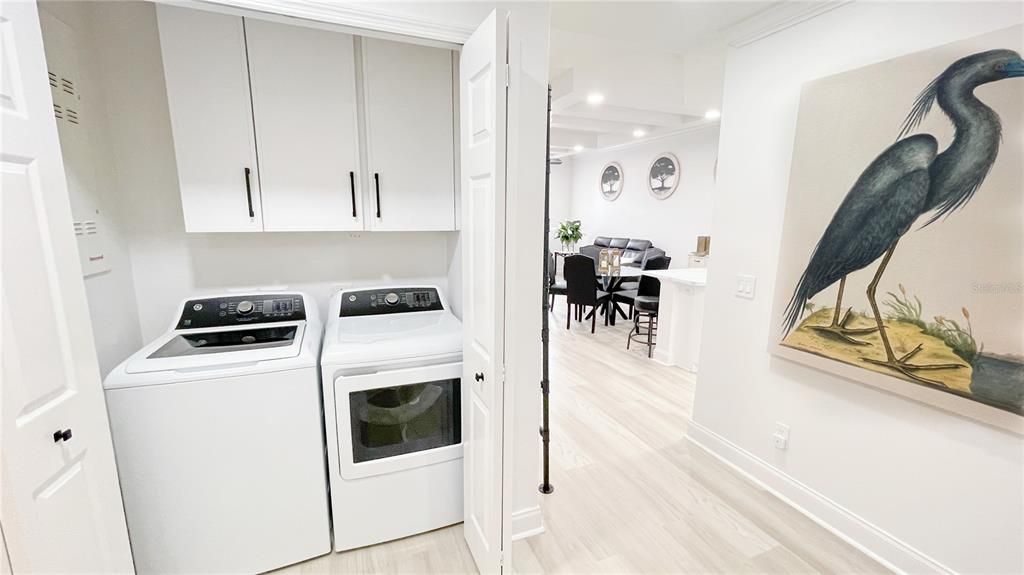 For Sale: $324,900 (3 beds, 2 baths, 1354 Square Feet)