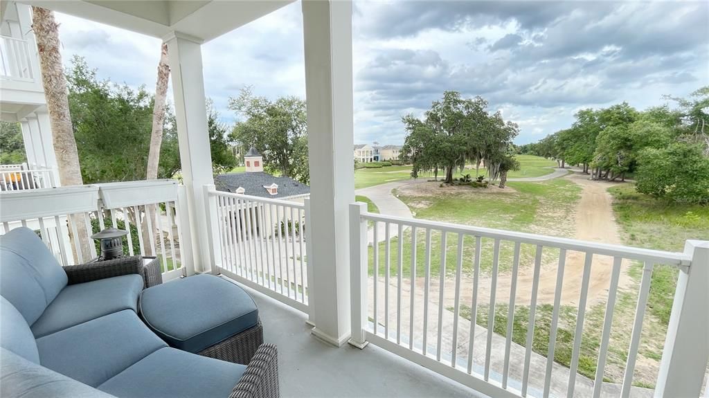 For Sale: $324,900 (3 beds, 2 baths, 1354 Square Feet)