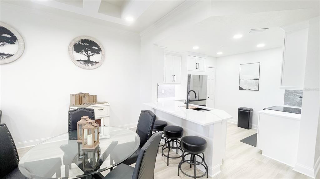 For Sale: $324,900 (3 beds, 2 baths, 1354 Square Feet)
