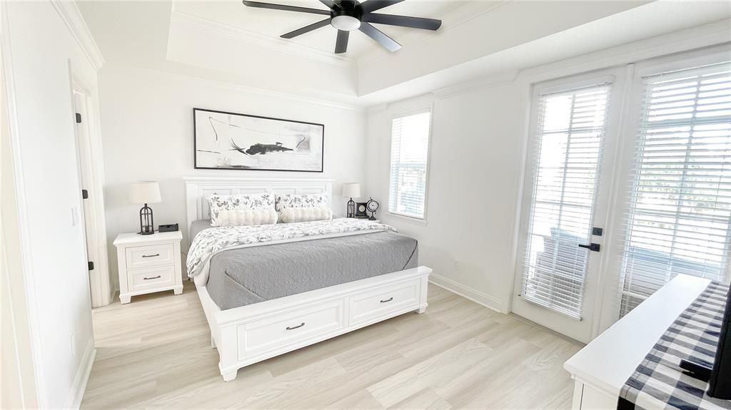 For Sale: $324,900 (3 beds, 2 baths, 1354 Square Feet)