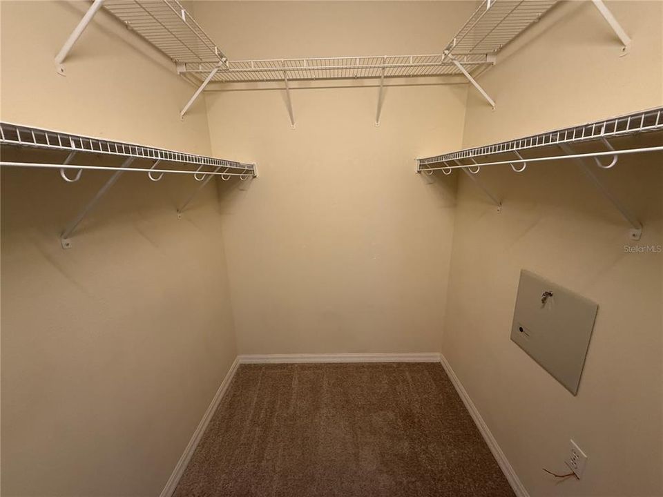В аренду: $2,400 (2 спален, 2 ванн, 1665 Квадратных фут)