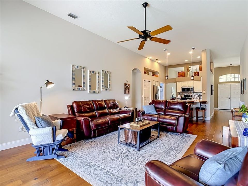 For Sale: $700,000 (4 beds, 3 baths, 2444 Square Feet)