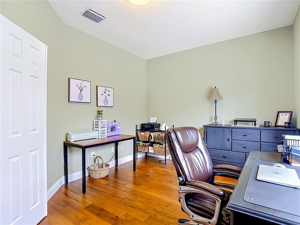 For Sale: $700,000 (4 beds, 3 baths, 2444 Square Feet)
