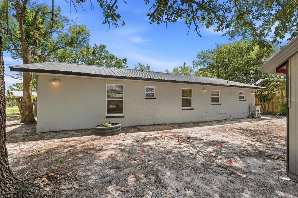 For Sale: $220,000 (3 beds, 2 baths, 1308 Square Feet)