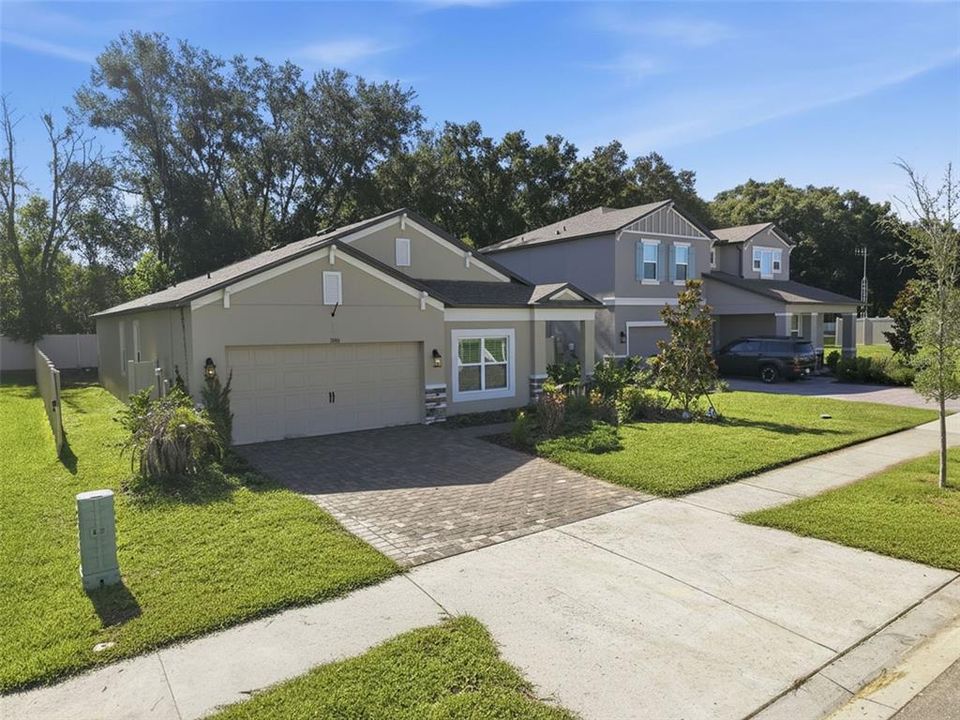 For Sale: $385,000 (4 beds, 3 baths, 2057 Square Feet)