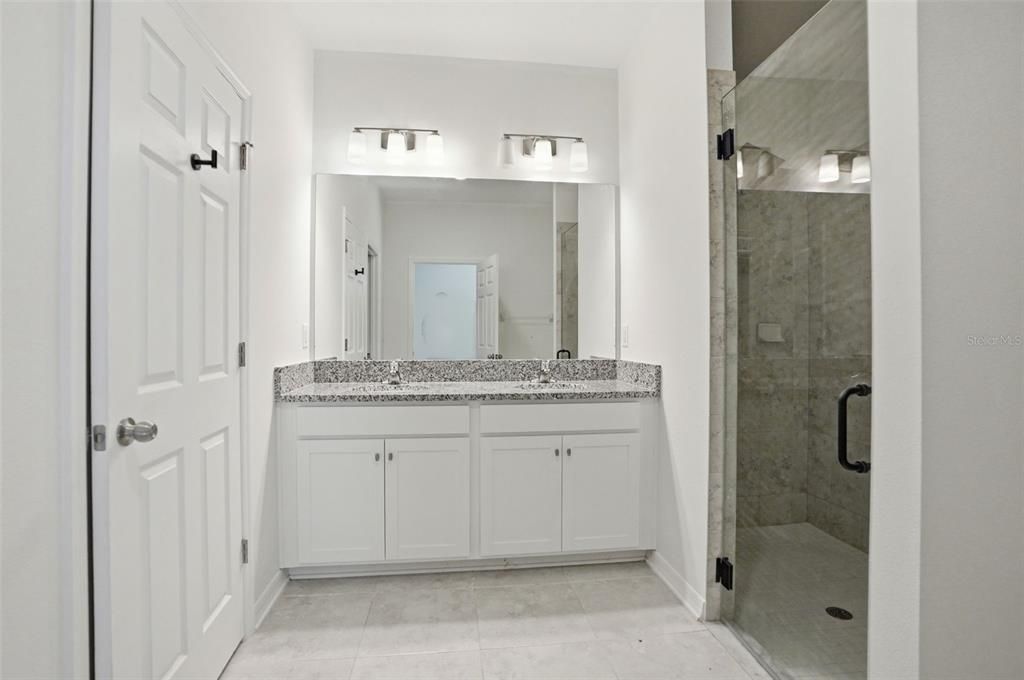 For Sale: $385,000 (4 beds, 3 baths, 2057 Square Feet)