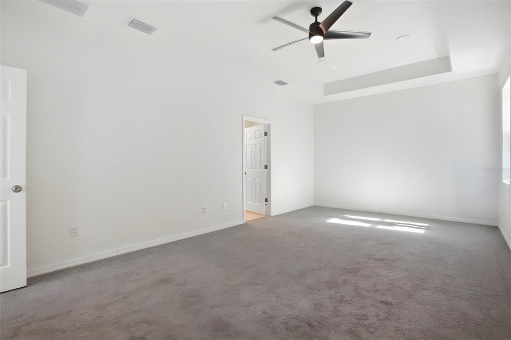 For Sale: $385,000 (4 beds, 3 baths, 2057 Square Feet)
