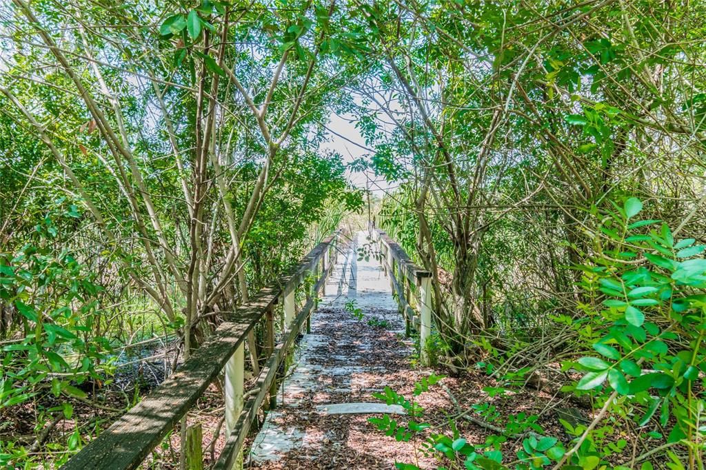 For Sale: $1,350,000 (30.70 acres)