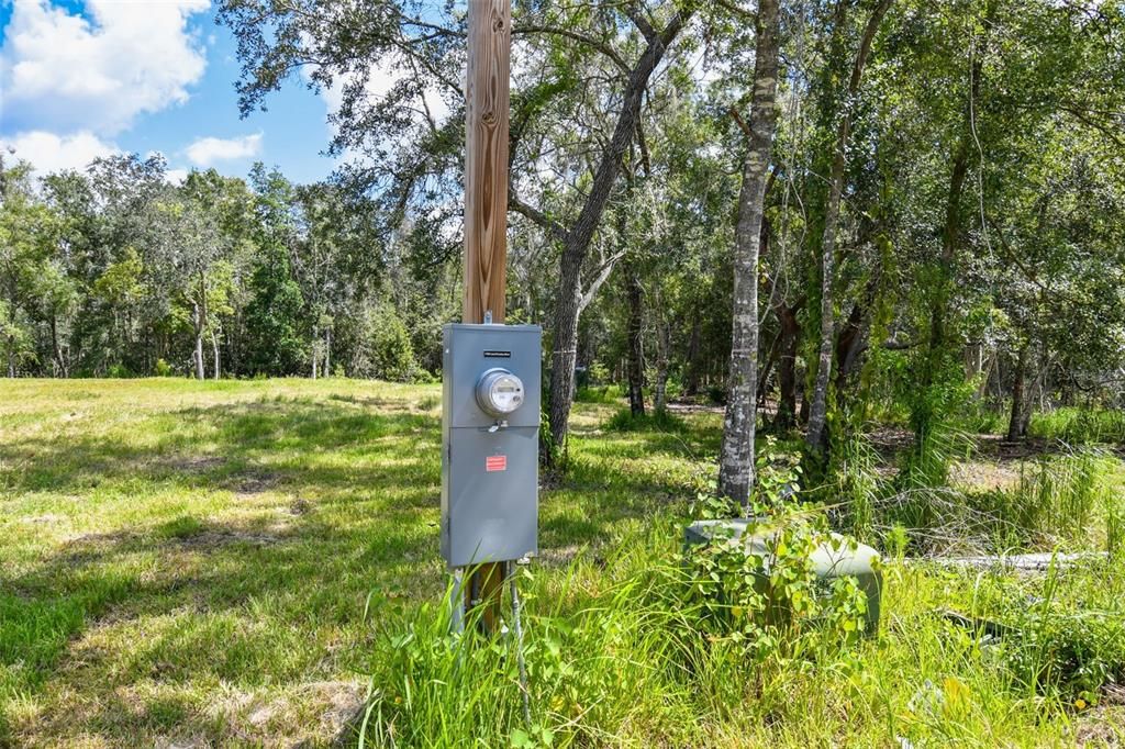 For Sale: $1,350,000 (30.70 acres)
