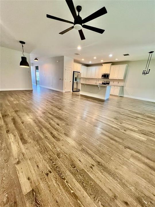 В аренду: $2,995 (4 спален, 3 ванн, 2299 Квадратных фут)