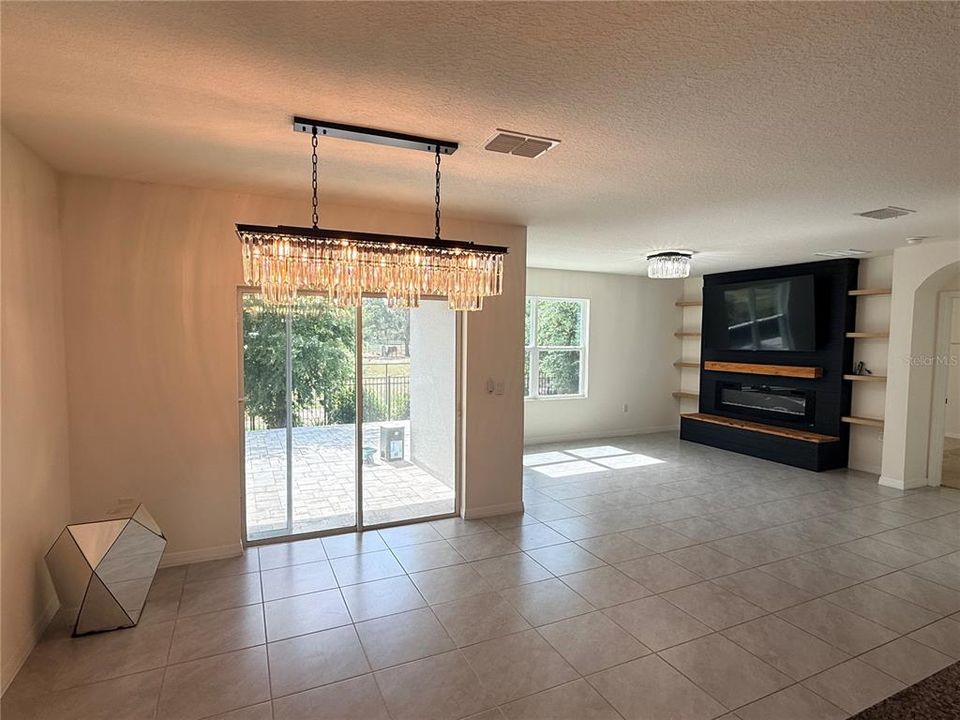 For Rent: $2,900 (4 beds, 2 baths, 1830 Square Feet)