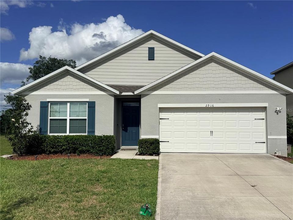 For Rent: $2,900 (4 beds, 2 baths, 1830 Square Feet)