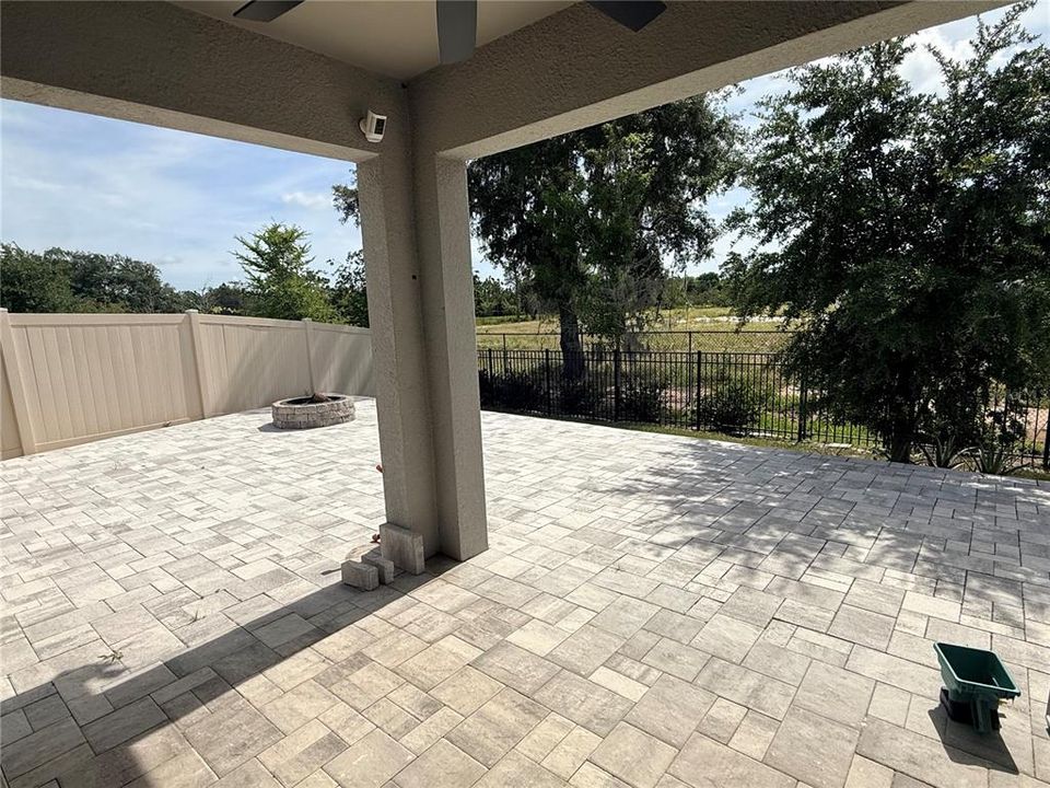 For Rent: $2,900 (4 beds, 2 baths, 1830 Square Feet)