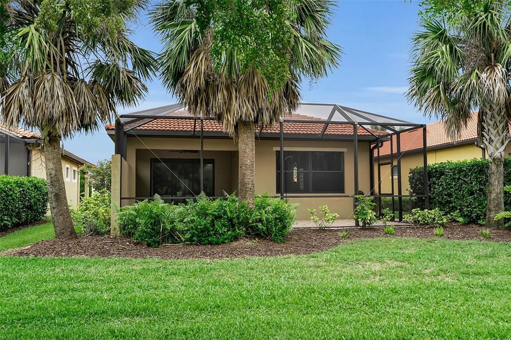 For Sale: $419,000 (2 beds, 2 baths, 1562 Square Feet)