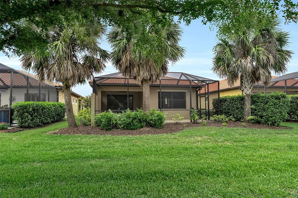For Sale: $419,000 (2 beds, 2 baths, 1562 Square Feet)
