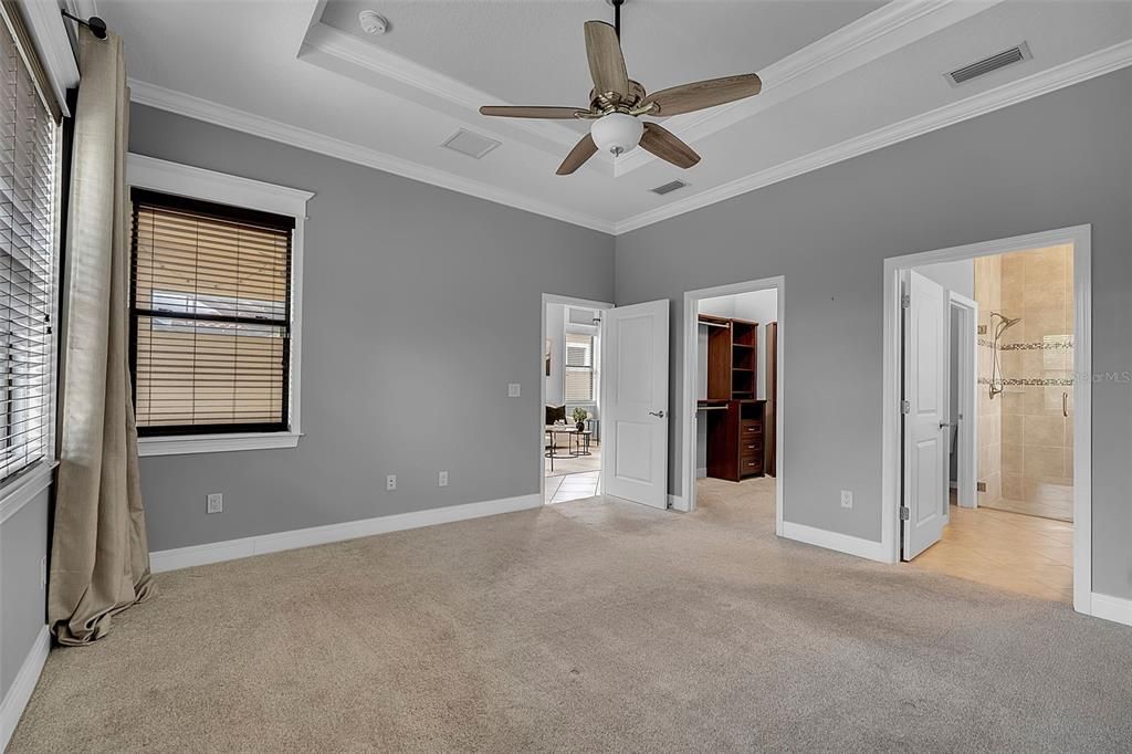 For Sale: $419,000 (2 beds, 2 baths, 1562 Square Feet)