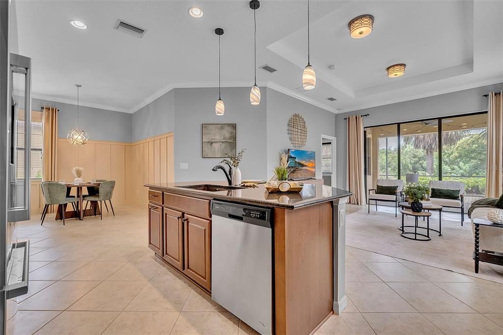 For Sale: $419,000 (2 beds, 2 baths, 1562 Square Feet)