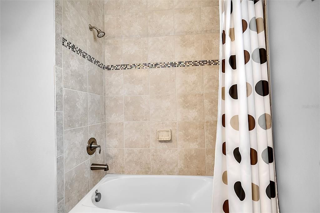 For Sale: $419,000 (2 beds, 2 baths, 1562 Square Feet)