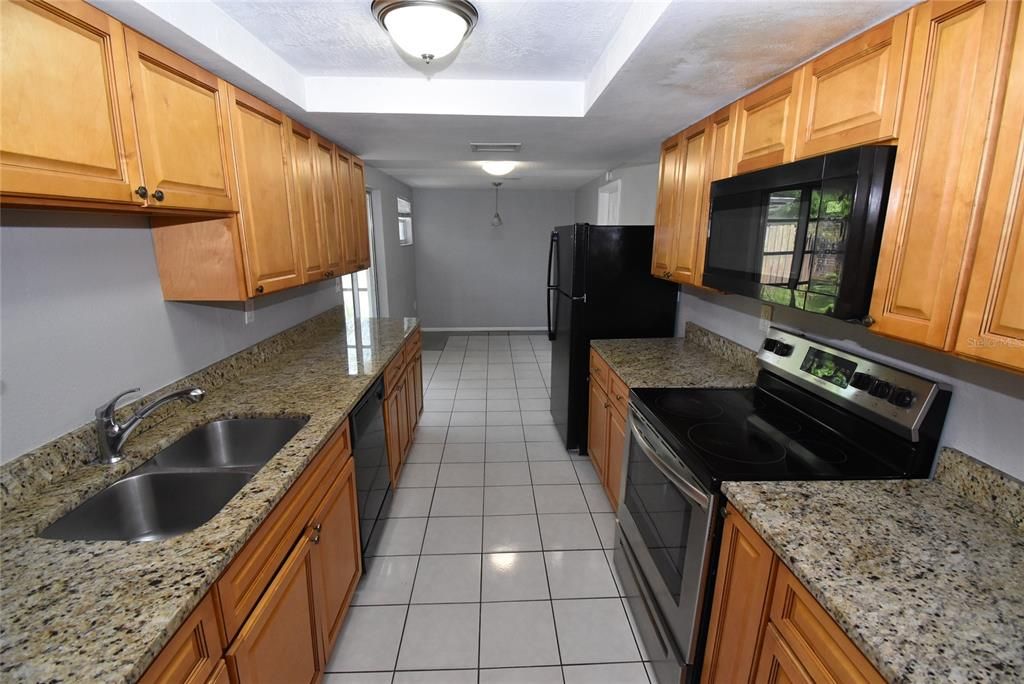 For Sale: $249,500 (3 beds, 2 baths, 1398 Square Feet)
