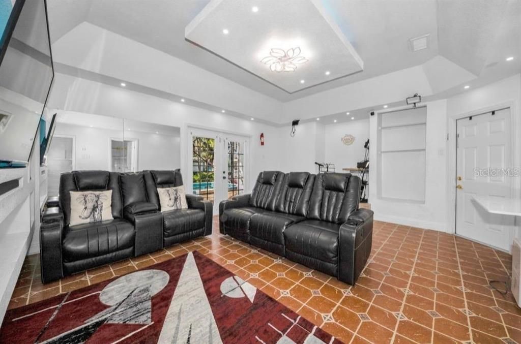 На продажу: $584,900 (4 спален, 4 ванн, 2320 Квадратных фут)