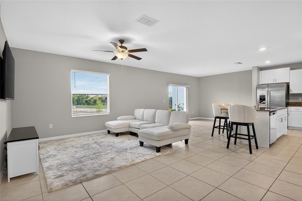 For Sale: $419,000 (4 beds, 2 baths, 1925 Square Feet)