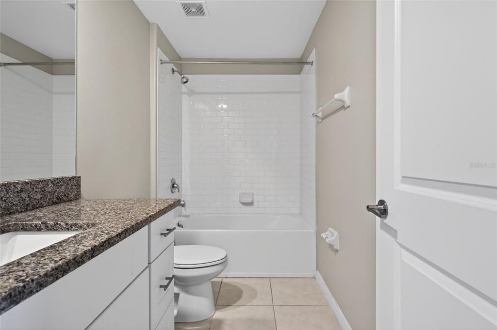 For Sale: $419,000 (4 beds, 2 baths, 1925 Square Feet)