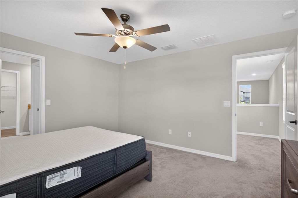For Sale: $419,000 (4 beds, 2 baths, 1925 Square Feet)