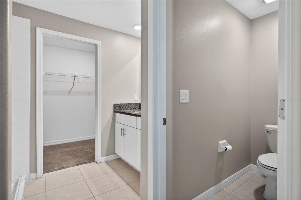 For Sale: $419,000 (4 beds, 2 baths, 1925 Square Feet)