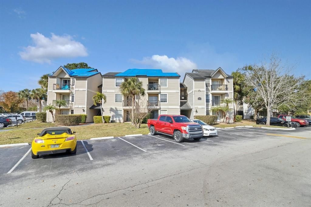 For Sale: $159,000 (1 beds, 1 baths, 660 Square Feet)