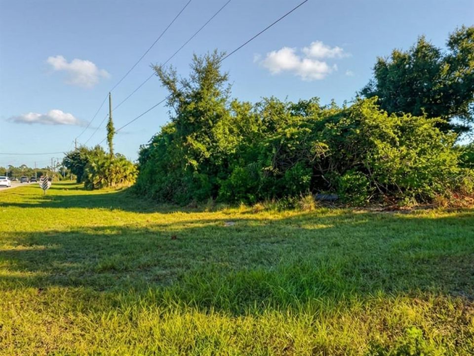 待售: $46,500 (0.23 acres)