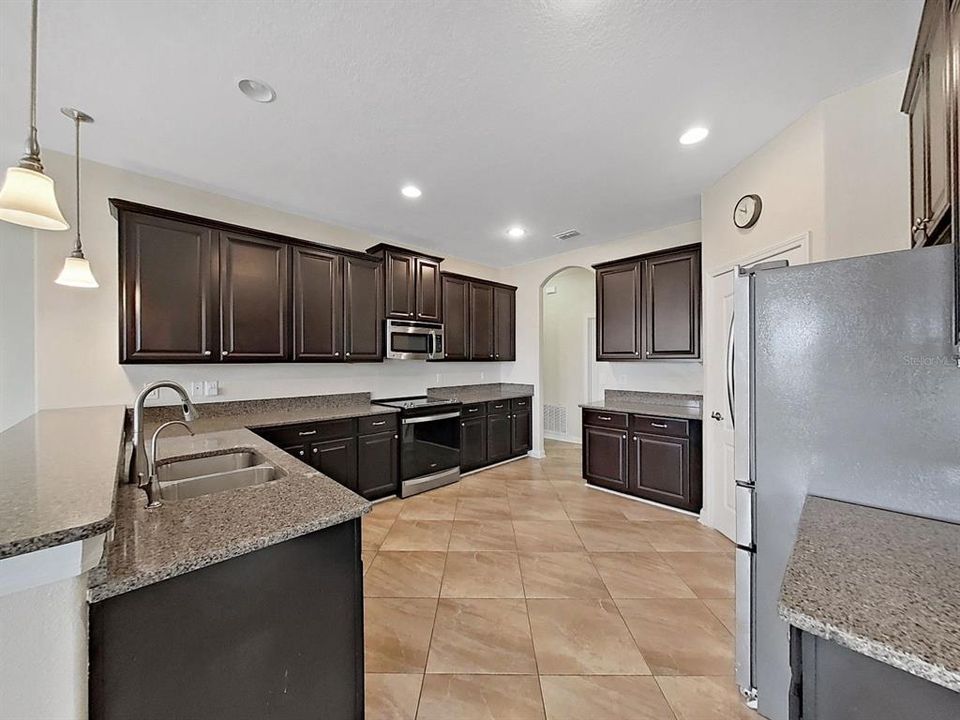 For Sale: $479,900 (4 beds, 3 baths, 2969 Square Feet)