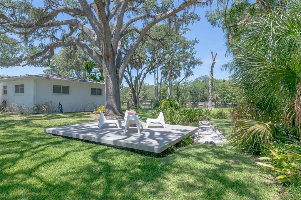 For Sale: $1,398,000 (3 beds, 2 baths, 1818 Square Feet)