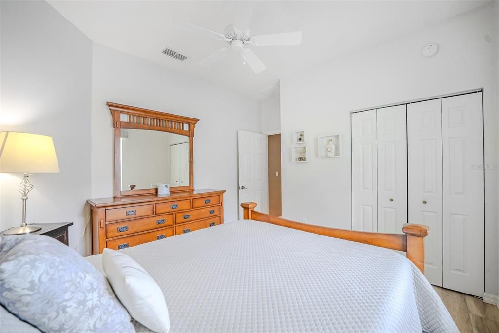 For Sale: $419,700 (3 beds, 2 baths, 2096 Square Feet)