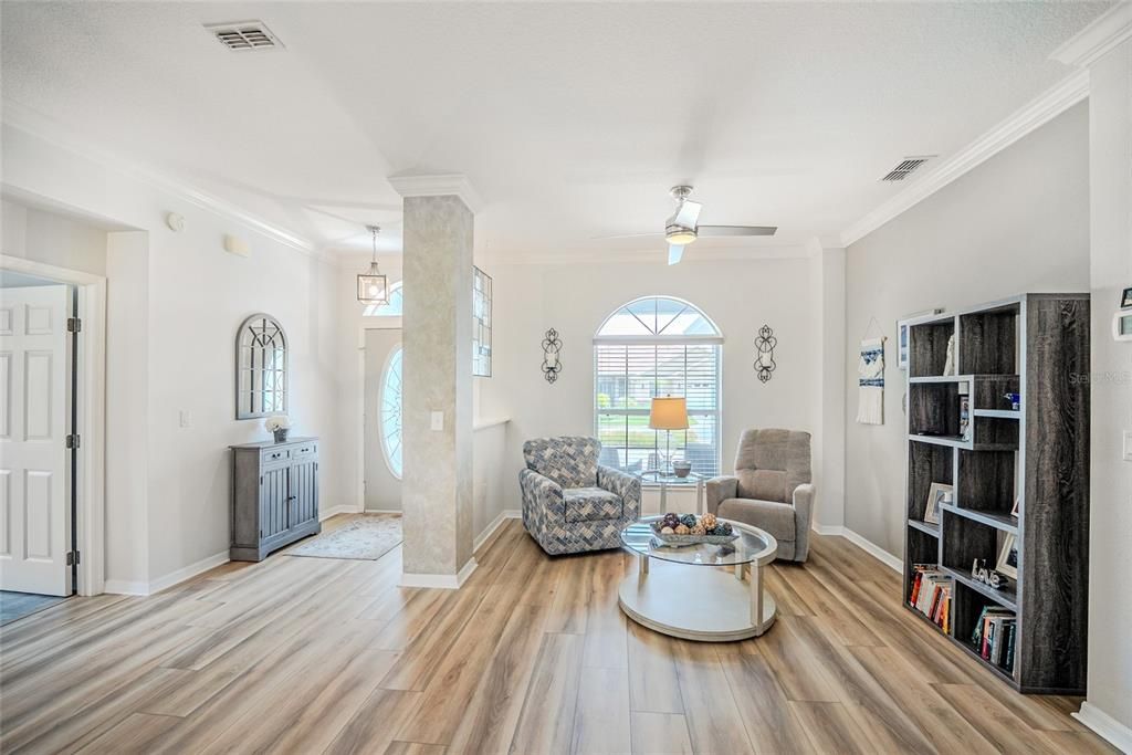 For Sale: $419,700 (3 beds, 2 baths, 2096 Square Feet)
