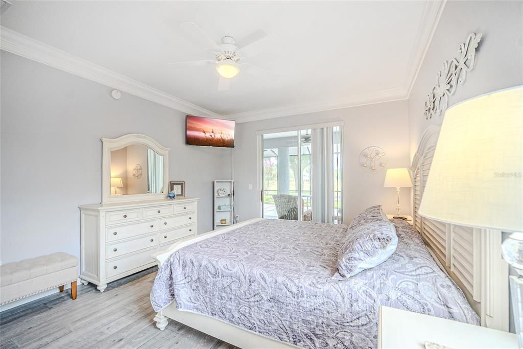 For Sale: $419,700 (3 beds, 2 baths, 2096 Square Feet)