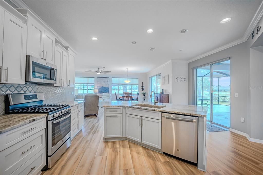 For Sale: $419,700 (3 beds, 2 baths, 2096 Square Feet)