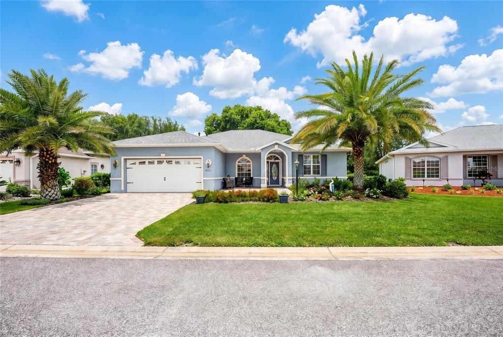 For Sale: $419,700 (3 beds, 2 baths, 2096 Square Feet)