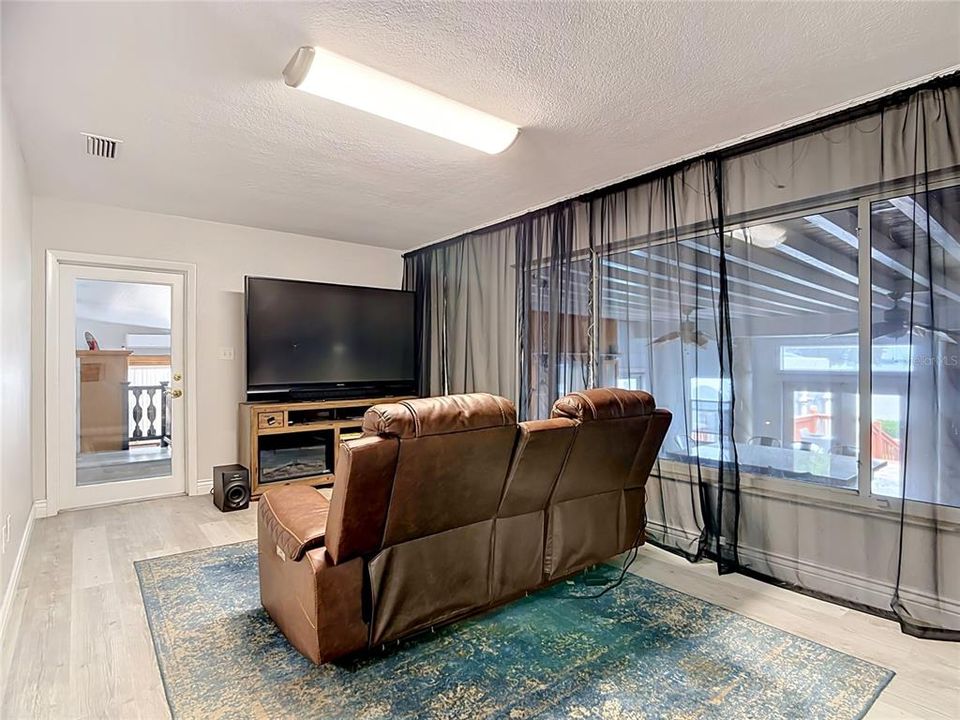 For Sale: $789,000 (3 beds, 3 baths, 3488 Square Feet)