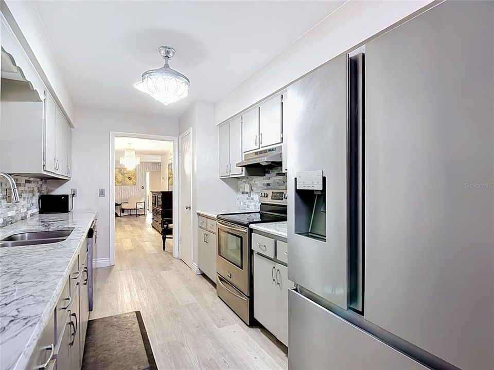 For Sale: $789,000 (3 beds, 3 baths, 3488 Square Feet)